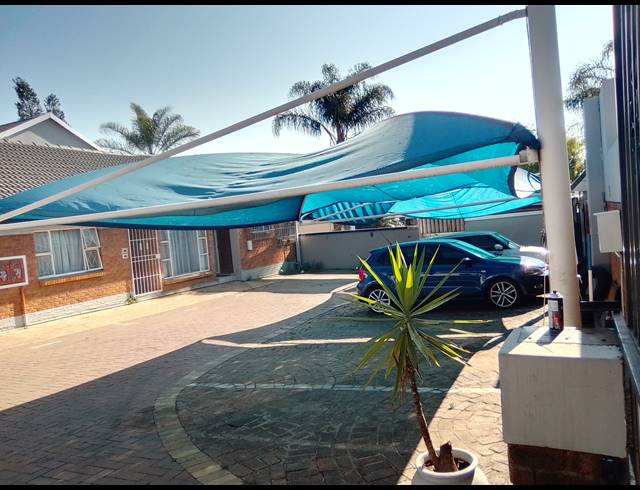 15 BEDROOM HOUSE FOR SALE IN HURLYVALE